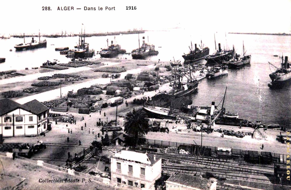 Alger - Port - Dans le ...- 1916.jpg